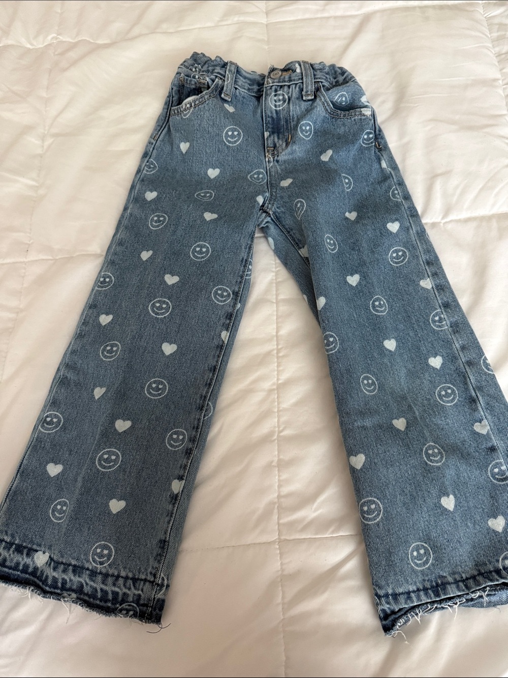 Old Navy Light Blue Smile & Heart Print Kids Jeans